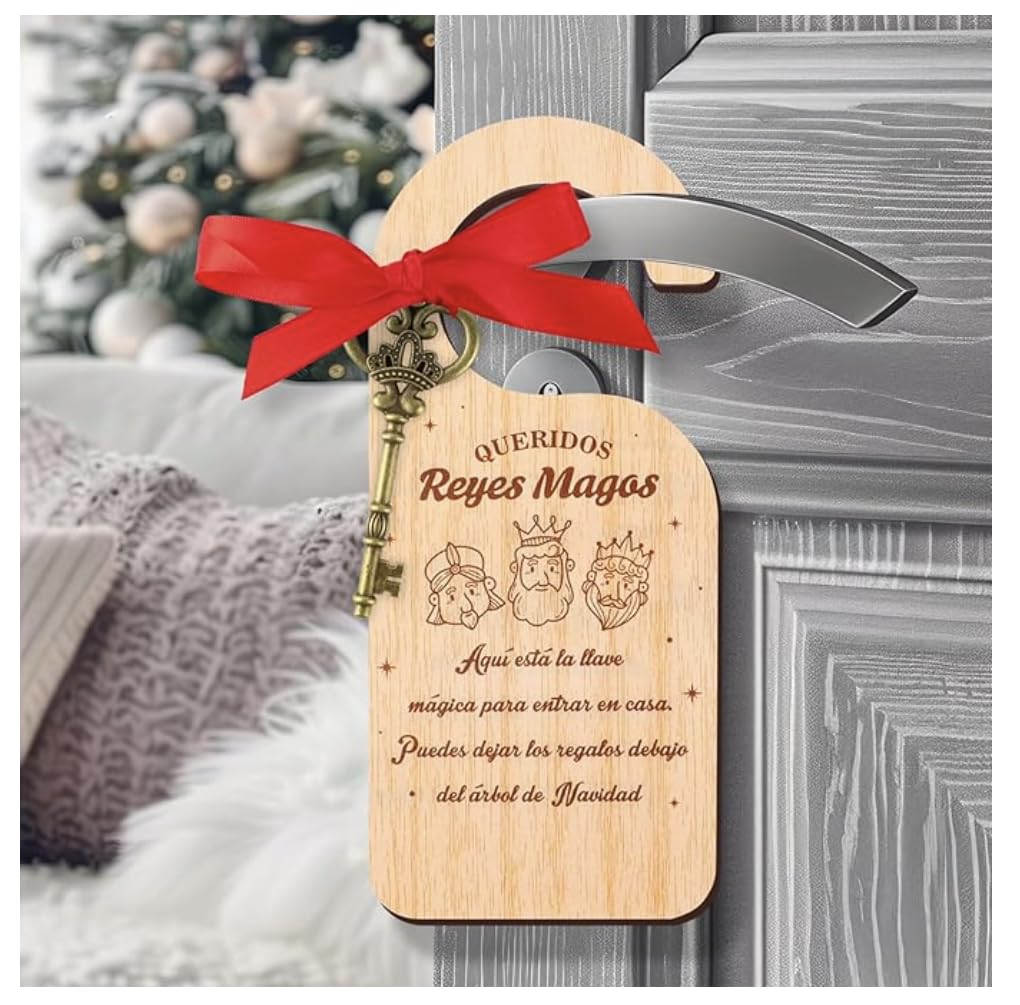 JR Maderas Decoracion Puerta Dia Reyes Magos Navidad - Colgador de Madera Personalizado - Llave Magica + Cinta Roja - Pomo Manija - Regalo Infantil Niños - Adorno Colgante Navideño - Regalo Ideal