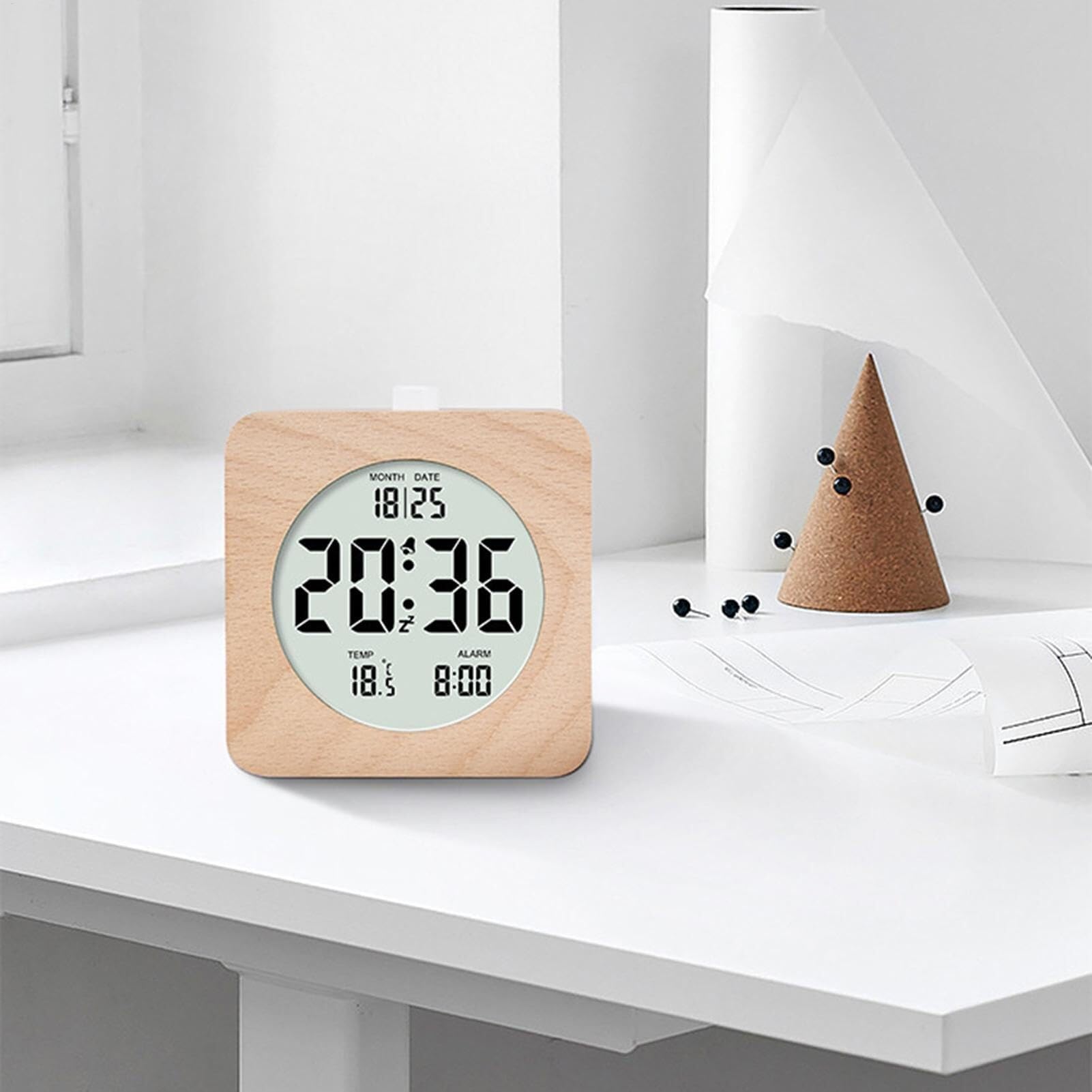 Digitaler Nachttischwecker aus Holz, tragbarer Kleiner Tischwecker mit Nachtlicht for Büro und Reisen