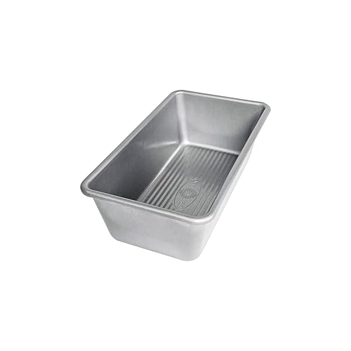 USA Pan Bakeware Seamless Nonstick Standard Bread Loaf Pan, 8
