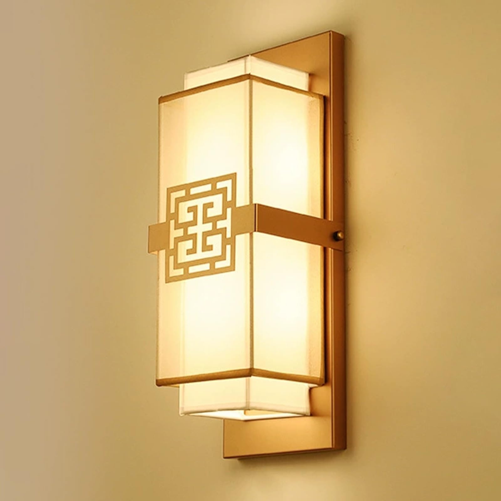SXWNBIFH Traditional Chinese Style Wall Sconce, E27 Fabric Wall Lamp, Gold Iron Frame Wall Light Fixture for Home Decor Bedroom Dining Room Storage Room Hallway Hotel