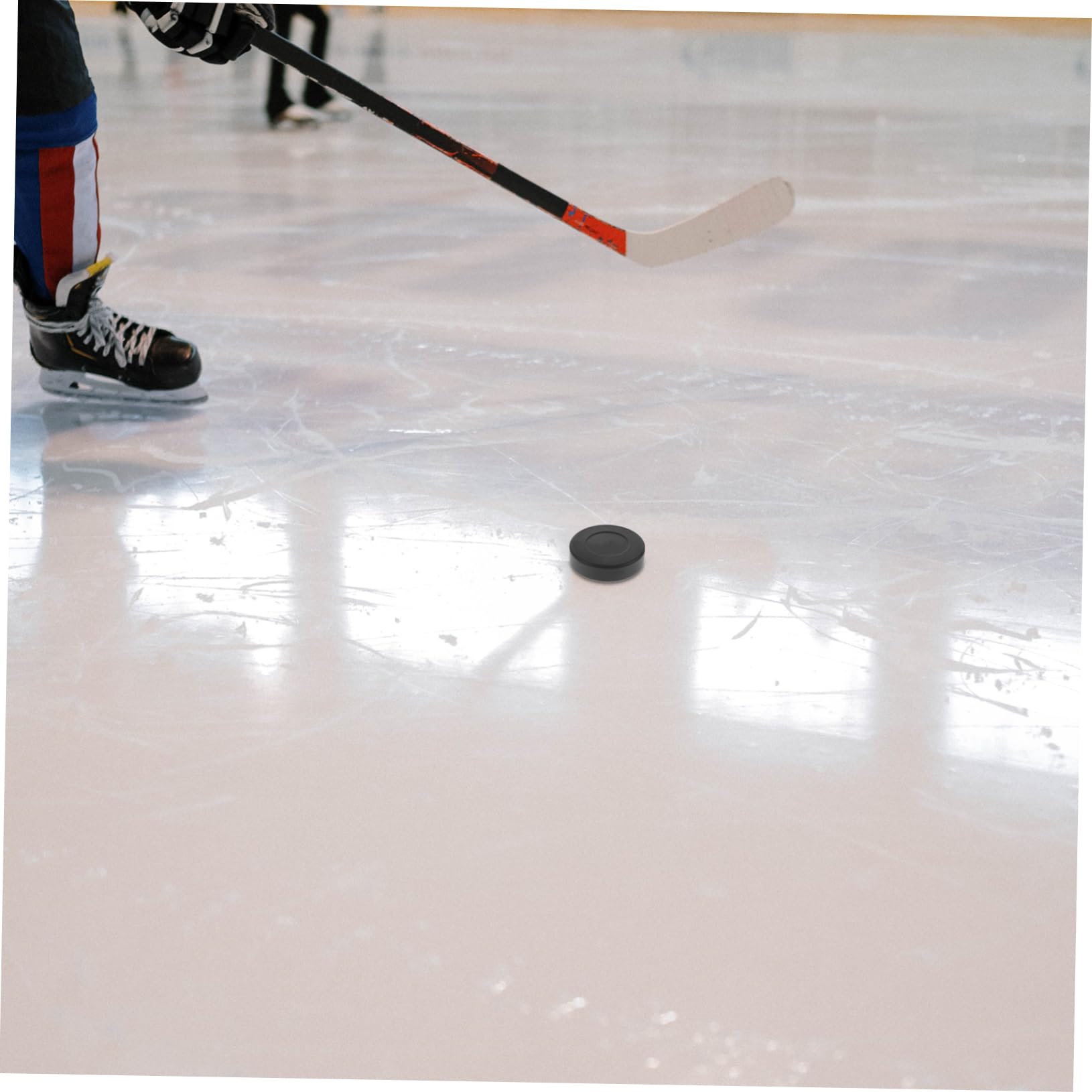 4 Stück PVC Eishockey Pucks mit Hoher Dichte und Niedrigem Reibungswiderstand Leichtes Hockeyzubehör für Training und Wettkampf dem EIS