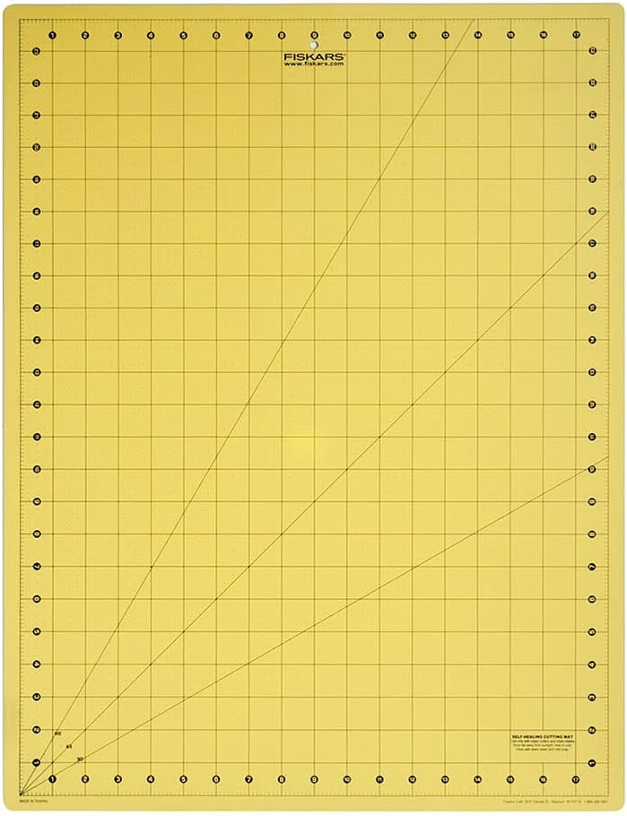 Fiskars Cutting Mat A2 (45 x 60 cm/18 x 24 Inch), Cut Resistant