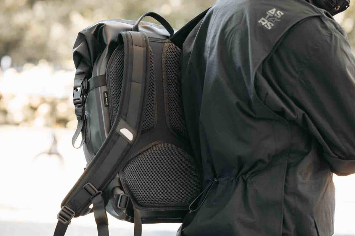 SW-Motech Daily WP Rucksack 22 Liter wasserdichter Motorradrucksack