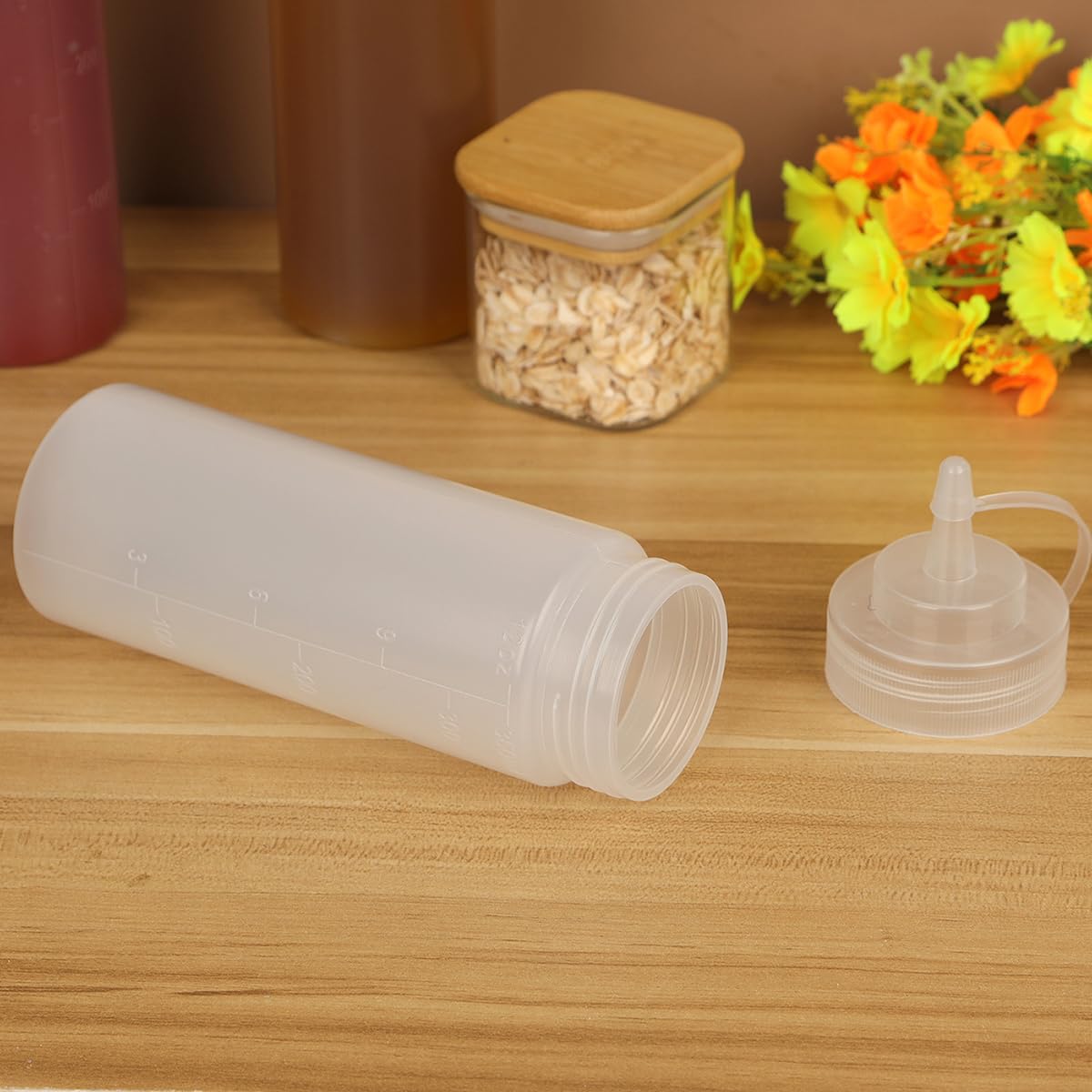 2 Bottiglie da Spremere da 500 ml in Plastica, a Prova di Perdite, con Misurazioni Discrete per Dispenser di Salsa Ketchup Barbecue, Senza BPA