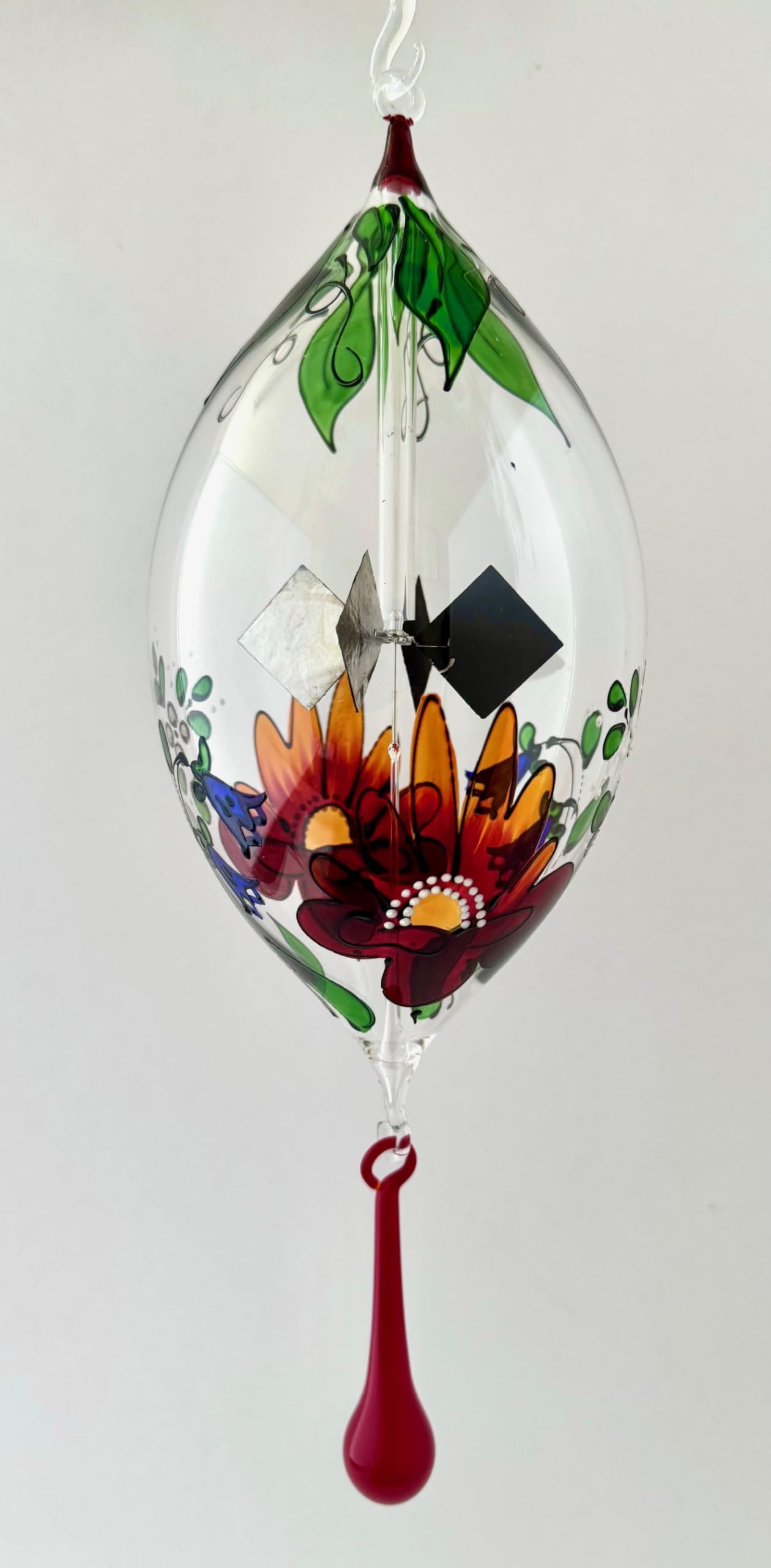 Lichtmühle zum Hängen, große Olivenform, Solar-Radiometer, Lichtspiel, Glaskunst, Glasmalerei Flora bunt, faszinierender, einzigartiger, bezaubernder Fensterschmuck mit Glastropfen 10x30 cm