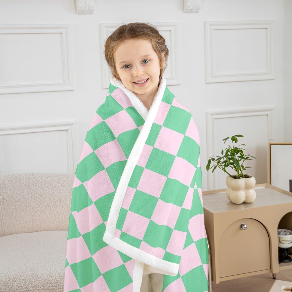 Manfei Pink Green Grid Throw Blanket Geometric Plaid Square Fleece Blanket, Kids Boy Girl Room Decor, Soft Lattice Checkerd Cozy Throws for Bed Couch Sofa, Soft and Breathable(60 x 80 Inches)