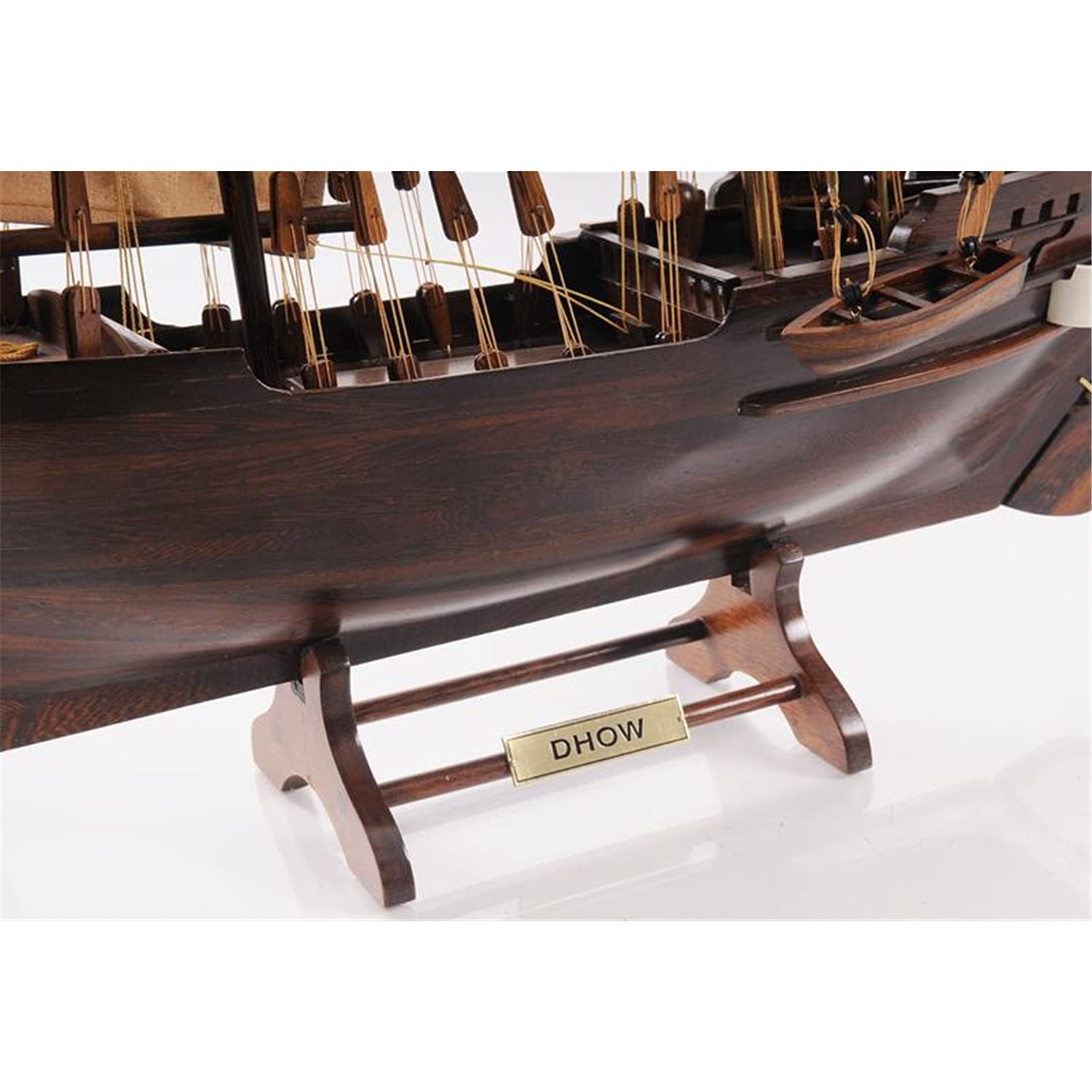 Old Modern Handicrafts Dhow Holzschiff Modell - Mittel - Komplett zusammengebaut - Aus hochwertigem Holz gefertigt - 30,5 L x 5,0 B x 26,5 H Zoll