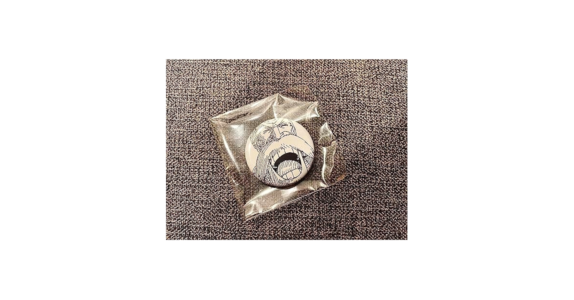 Amazon.co.jp: ワンピース all faces 缶バッジ ガンフォール