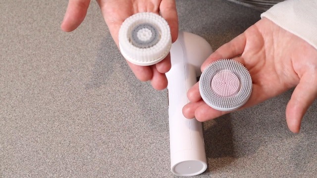 Amazon.com: Electric Facial Cleansing Brush with Silicone