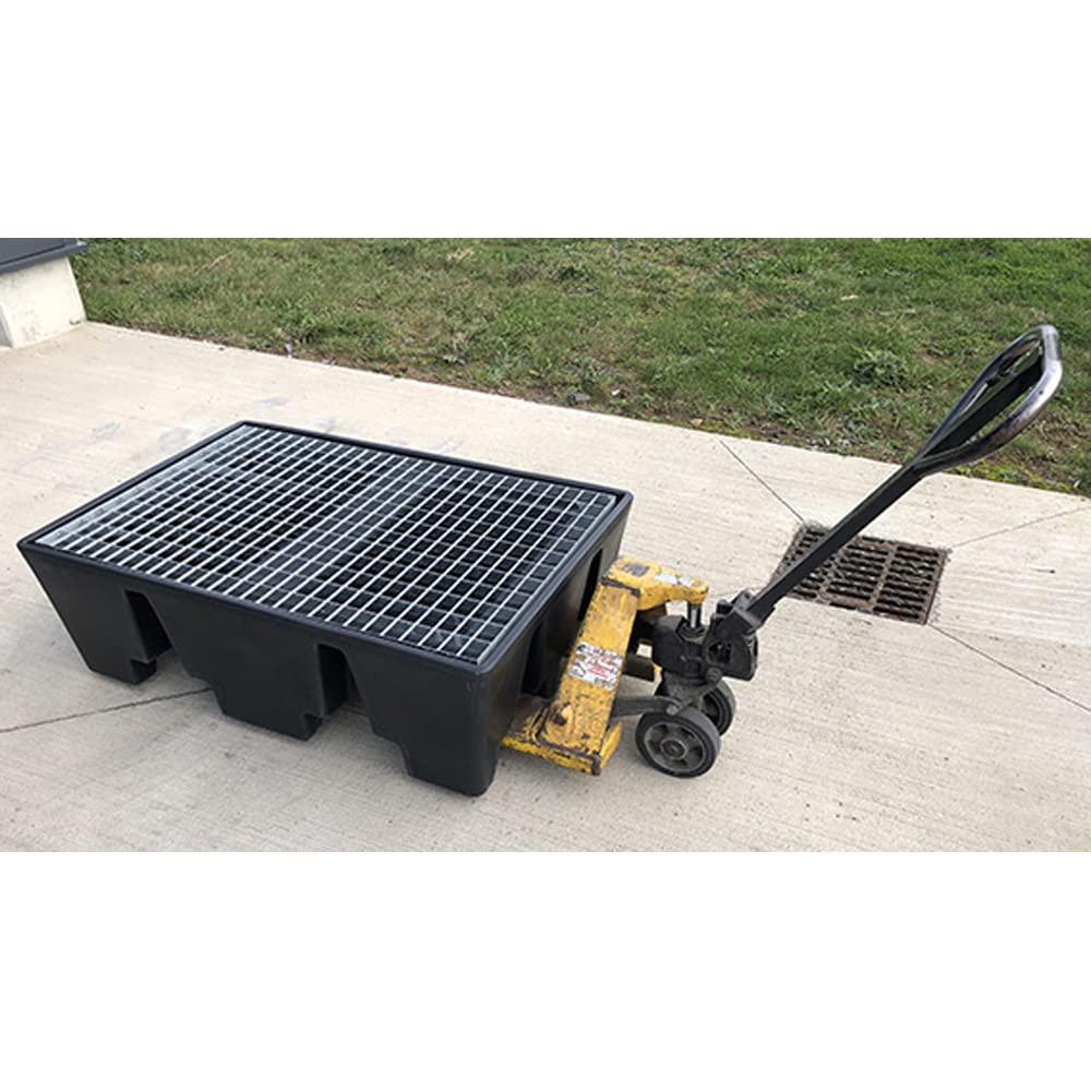 Plast'Up Rotomoulage Palette de Rétention Europe en Polyéthylène haute densité Noire ECO avec Caillebotis acier et 4 Passages de Fourches 52083E
