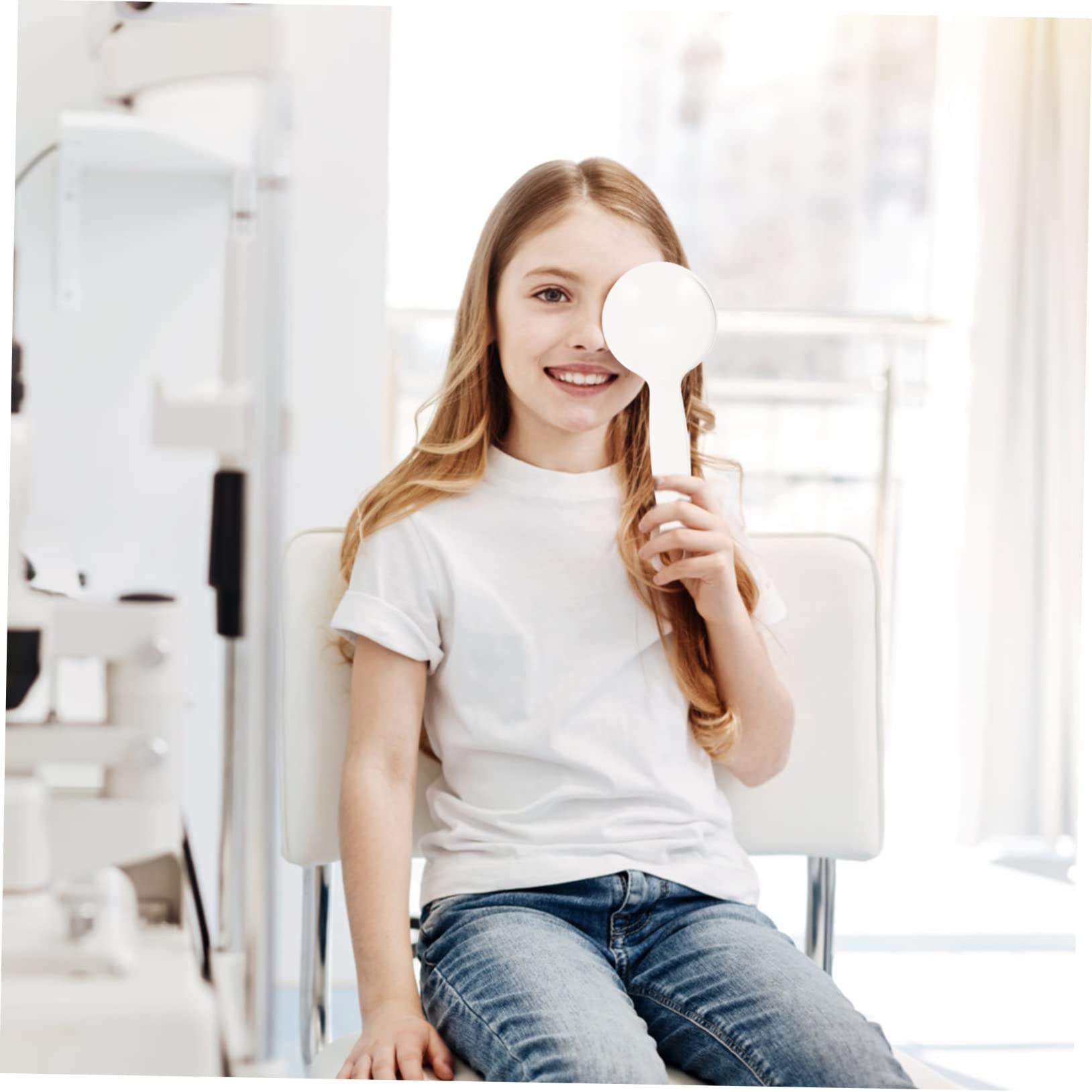 FOMIYES Essential Eye Exam Tools 2pcs Handheld Eye Occluder Smooth Edges for Boys and Test Shields Optometry Accessory