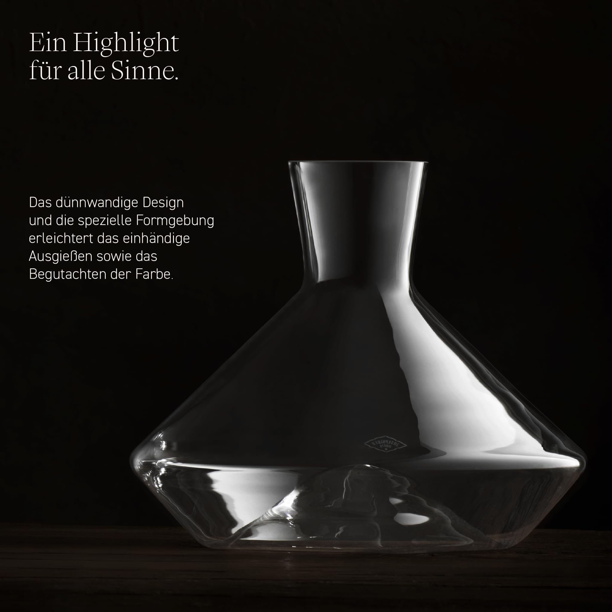 Josephinenhütte® JOSEPHINE Decanter Brilliant [FUNKTIONAL & ELEGANT] - handgefertigt & mundgeblasen - für 0,75l Weinflaschen - perfektionierte Form für optimale Belüftung
