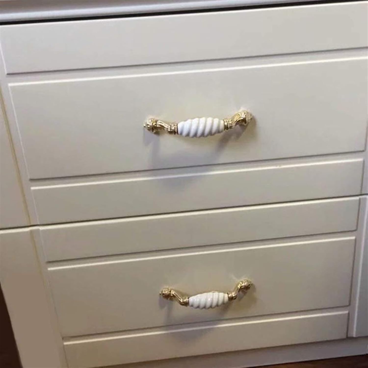 Vintage Ceramic Drawer Knobs,Cabinet Wardrobe Bow Pull Handles,2 pcs Ceramic Cabinet Knobs Zinc Alloy Cabinet Pull Handles for Cabinets Dressers and Drawers, Golden DecorativeColorStyle, Size Furnitur