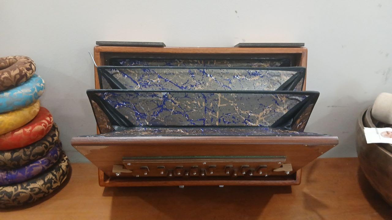 Shruti-Box aus reinem Teakholz (38,1 x 25,4 x 7,6 cm) mit speziellen Holztasten und Fußpedal, 432 Hz Sur-Pete Messing-Stimmzungen Drohnenbox