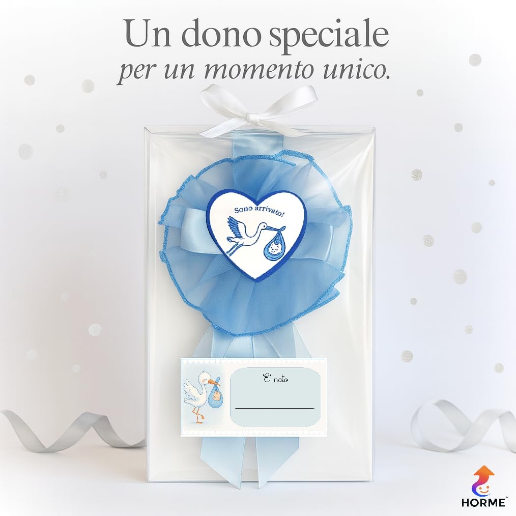 Horme Fiocco Nascita Bimbo Azzurro “Sono Arrivato” in Tulle di Alta qualità, Personalizzabile con Nome – Coccarda Nascita Neonato per Decorazione Porta o Cameretta 40×18 cm