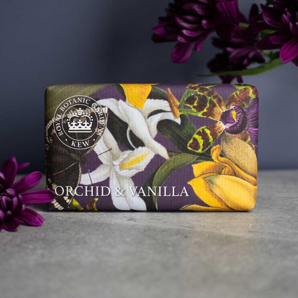 The English Soap Company Kew Gardens Orchid and Vanilla Soap, Luxury Vegan Soap Bar Enriched with Shea Butter - Image 4