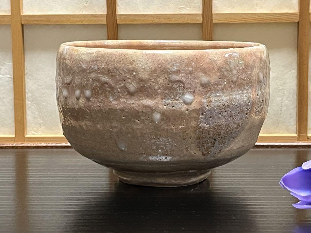 金野光賀 粉引勅題茶盌 共箱 歌 扇 茶道具 抹茶碗 抹茶茶碗 茶器 食器 尾道 金野光賀 粉引勅題茶盌 共箱 歌 扇 茶道具 抹茶碗 抹茶茶碗 茶器