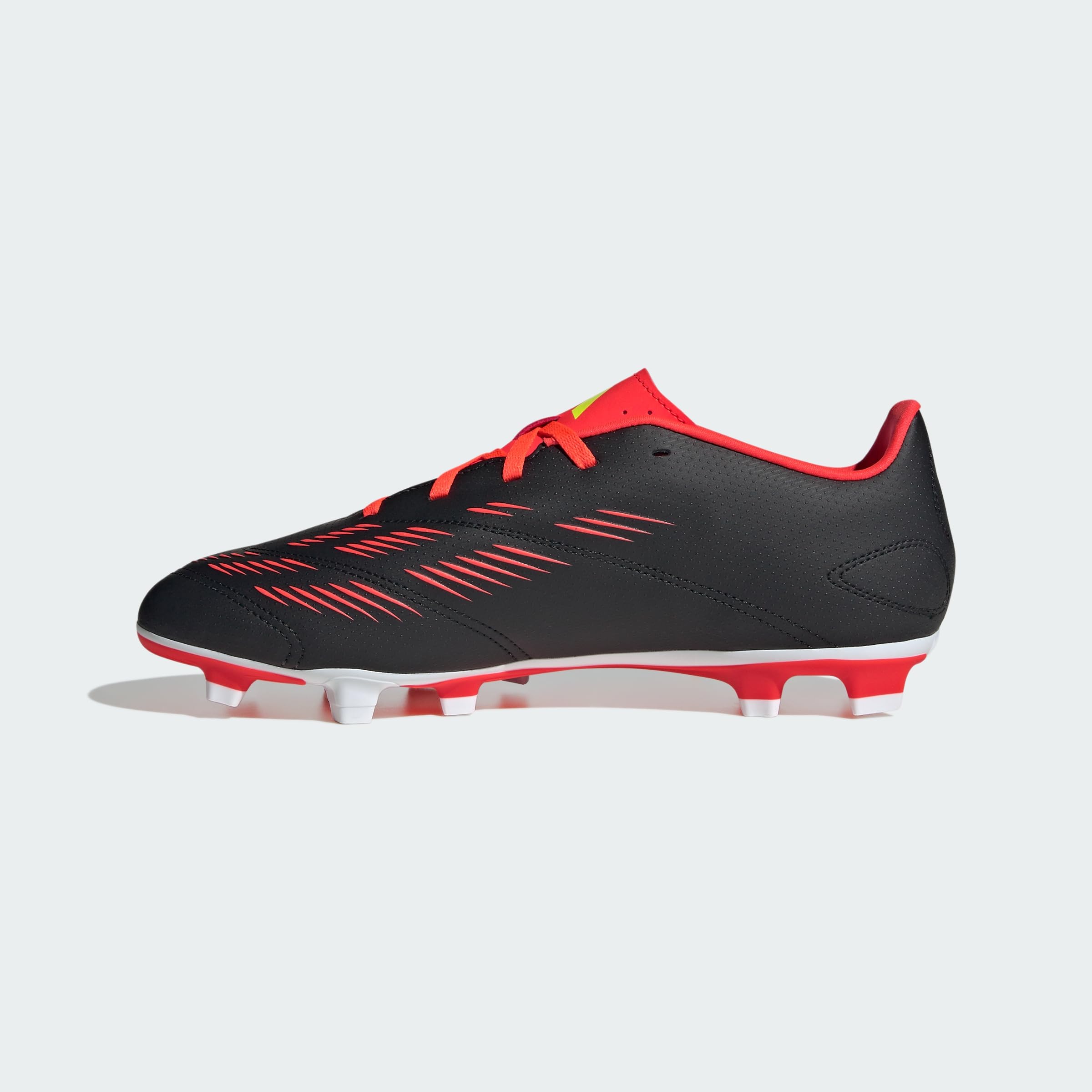 adidas Uniseks Predator Club Flexible Ground Football BootsButy pilkarskie
