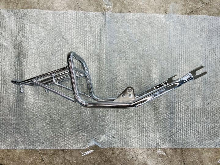 Amazon.co.jp: GT380 ワンズ製リアキャリア サンパチ 荷台 メッキ