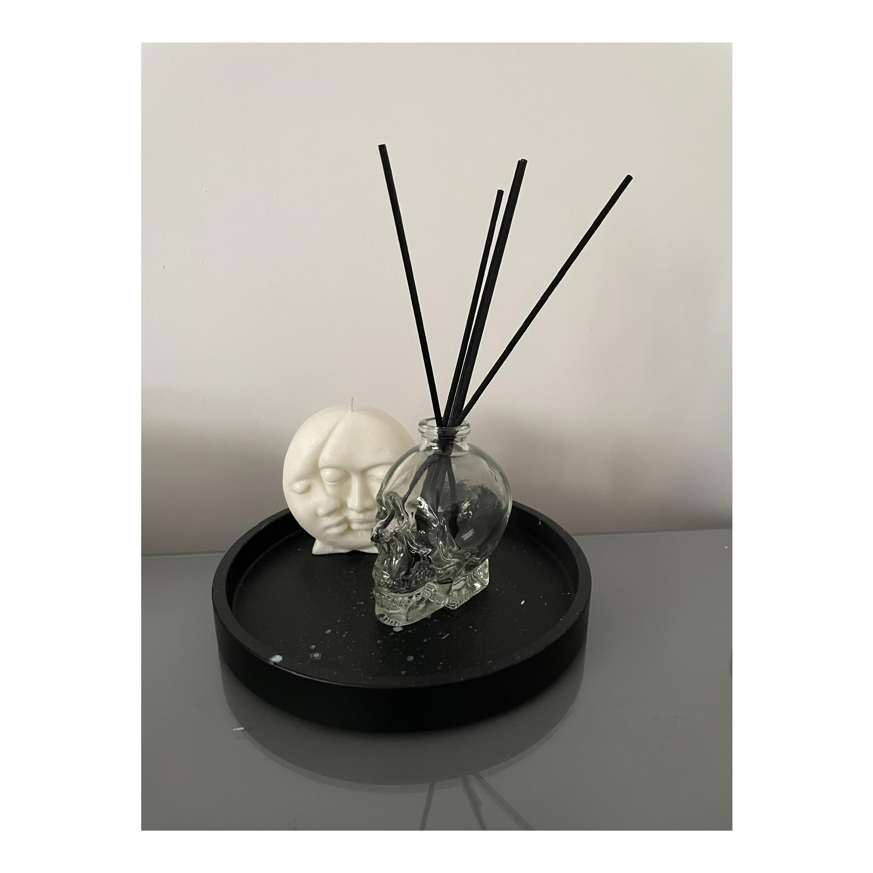 Skull Reed Diffuser | Gothic Decor | Room Fragrance Scent | 100ml Bottle & Skull Gothic decor (Lavender)