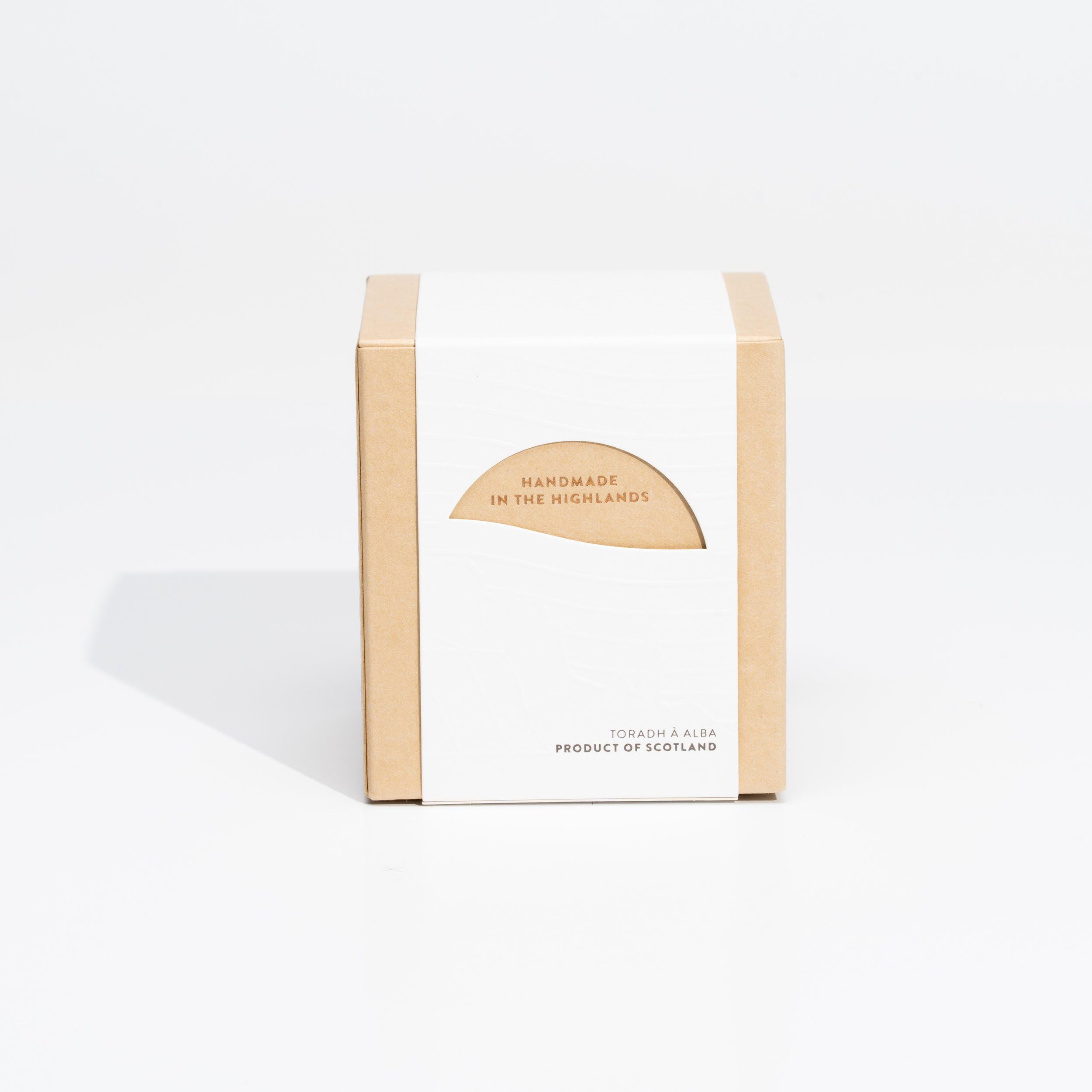 Isle of Skye Candle Company Petite bougie dans contenant en verre Bois de santal et patchouli, Blanc