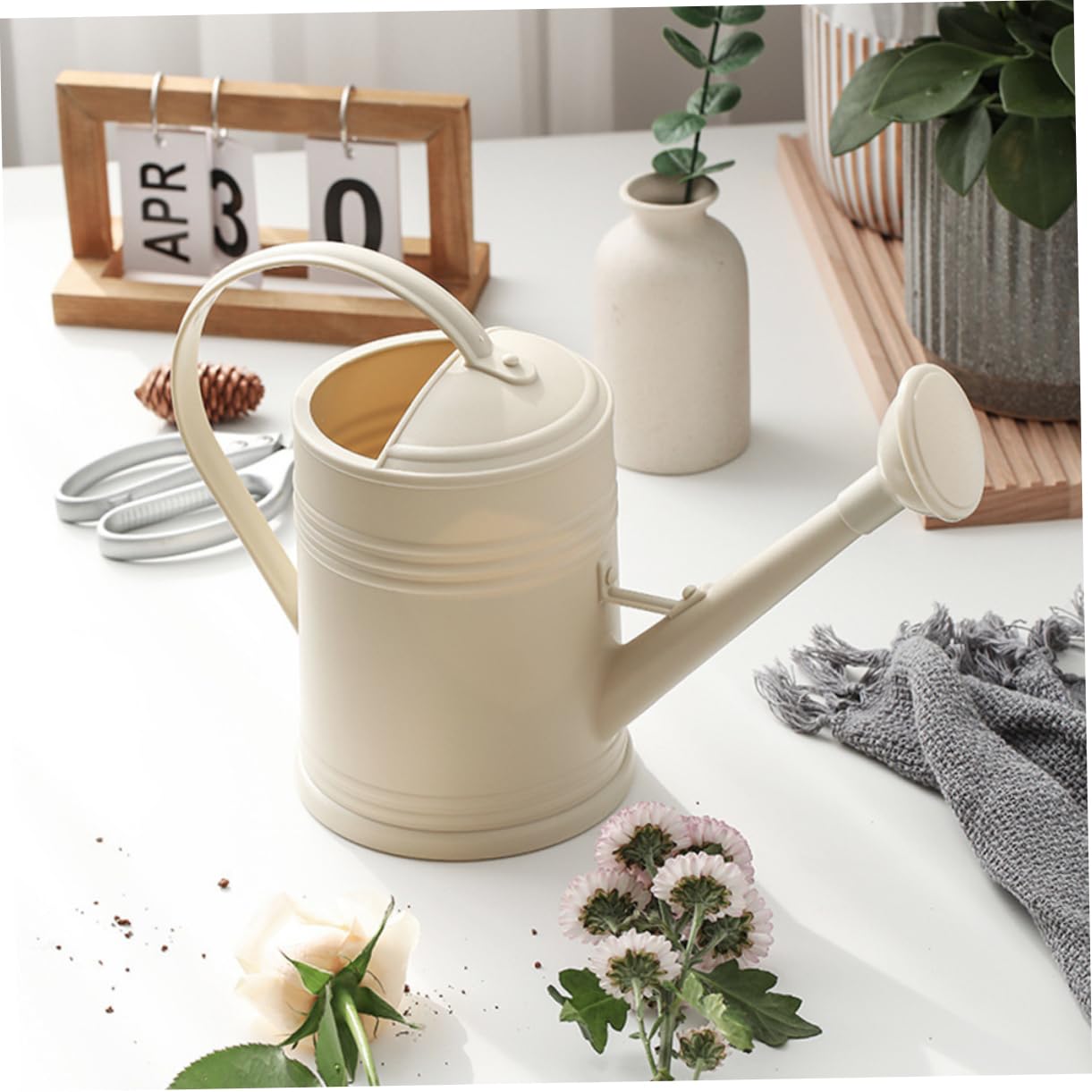 UPKOCH Annaffiatoio Per Piante Design Per Annaffiare Realizzato in Pp Resistente Adatto Per Irrigazione Ed Esterna Pratico e Duraturo