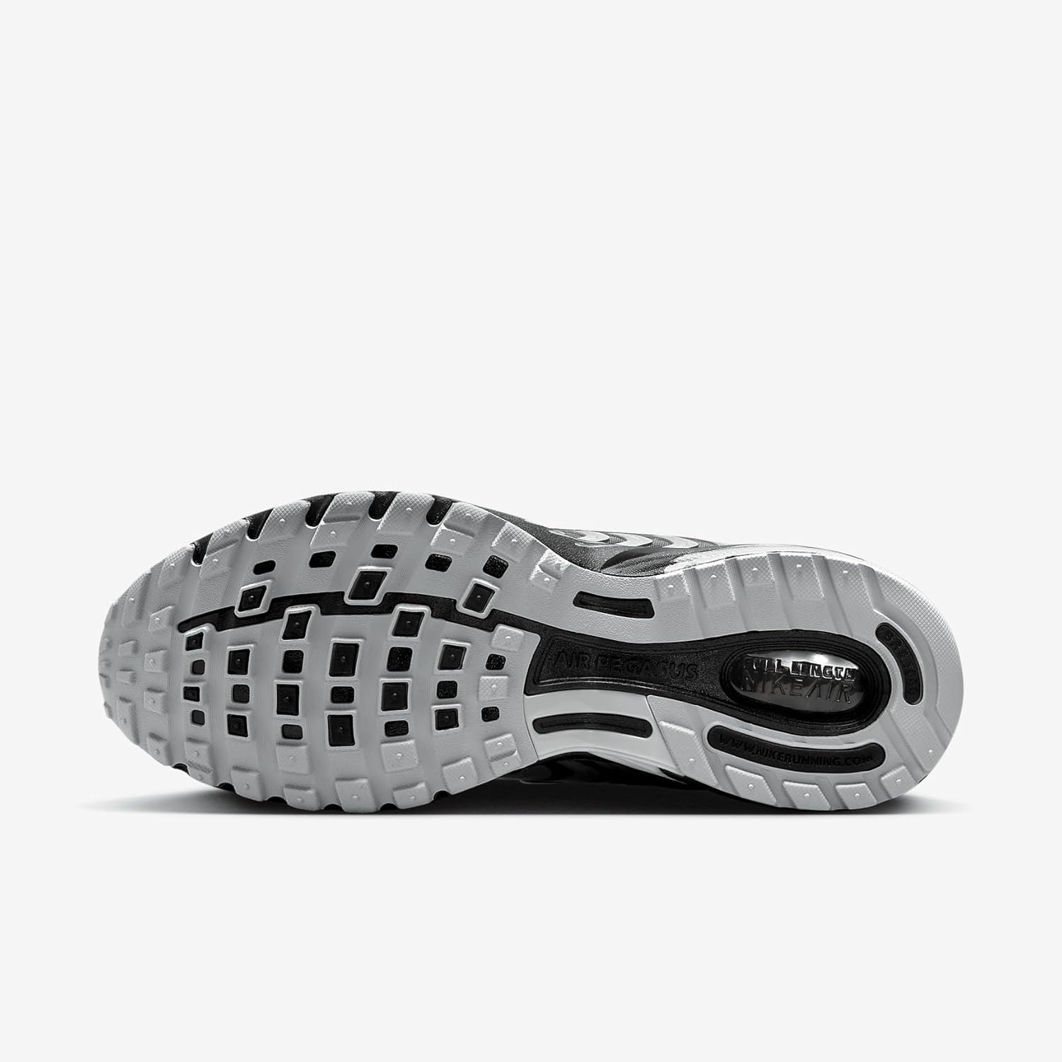 Lebron Witness 7 Little Kids' Shoes (HQ5403-001, Metallic Silver/Flat Silver/Black/Metallic Platinu) Size 13