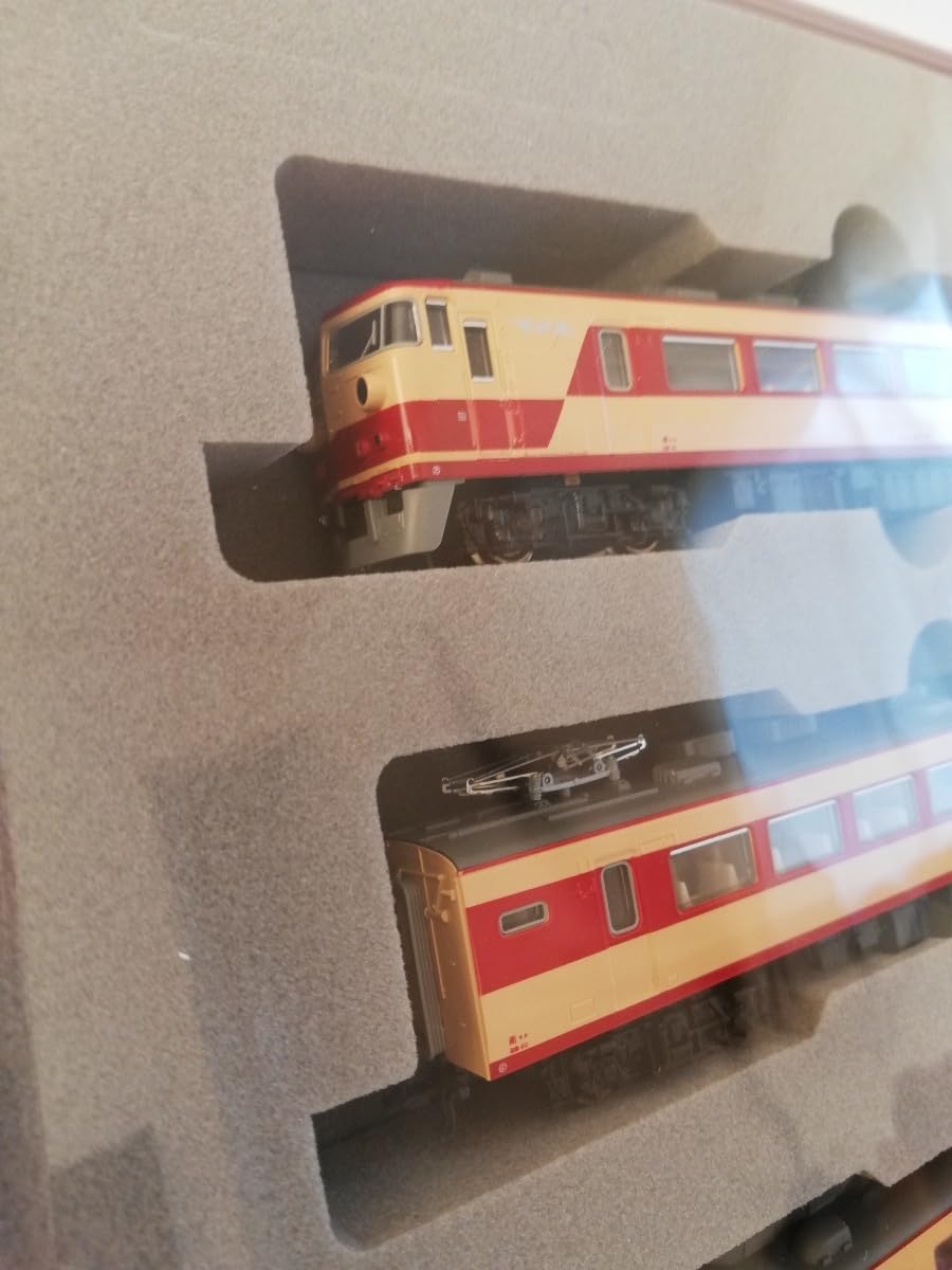 KATO 10-456 157系お召電車 Amazon.co.jp: KATO10-456 157系 お召電車 5両セット Nゲージ