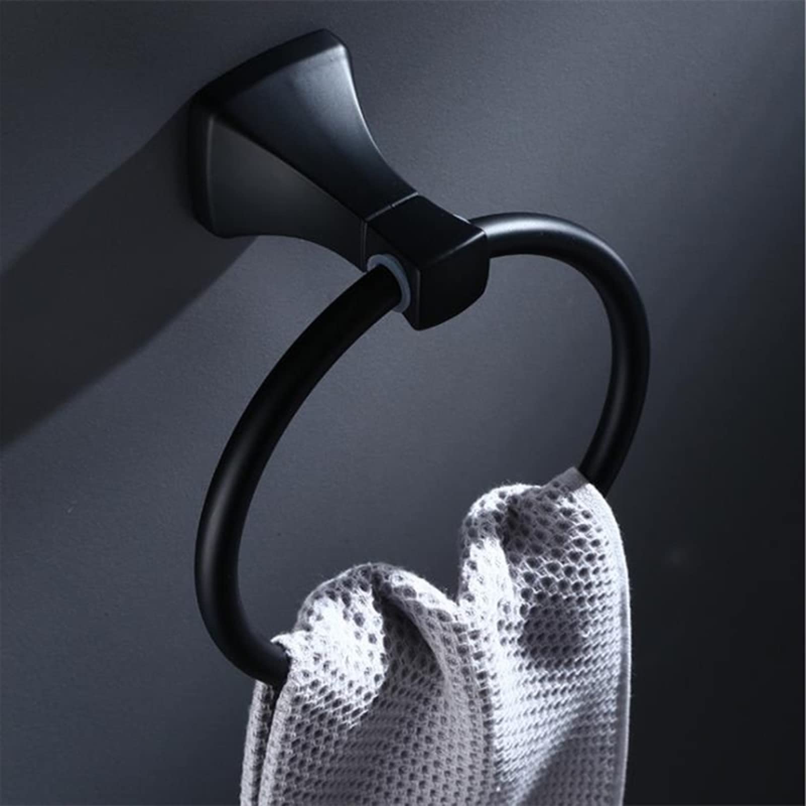 1 PC Modernes Design Raum Aluminium Schwarz Handtuch Ring Handtuch Runde Wandhalter Badezimmer Handtuchhalter Zubeh?r Ausr¨¹stung