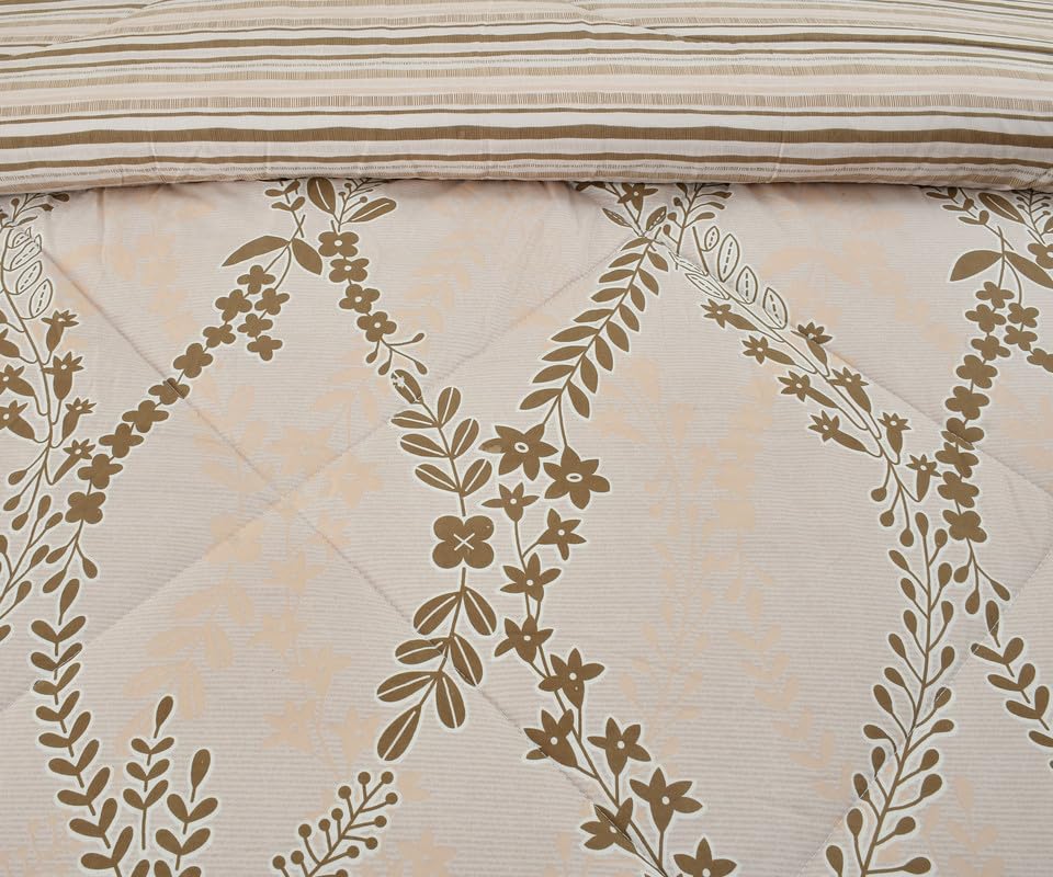 Image of Florida Peach Floral Polycotton Double Bed AC Comforter with 1 Bedsheet & 2 Pillow Covers | Ultra Soft Reversible 4 Pc Bedding Set