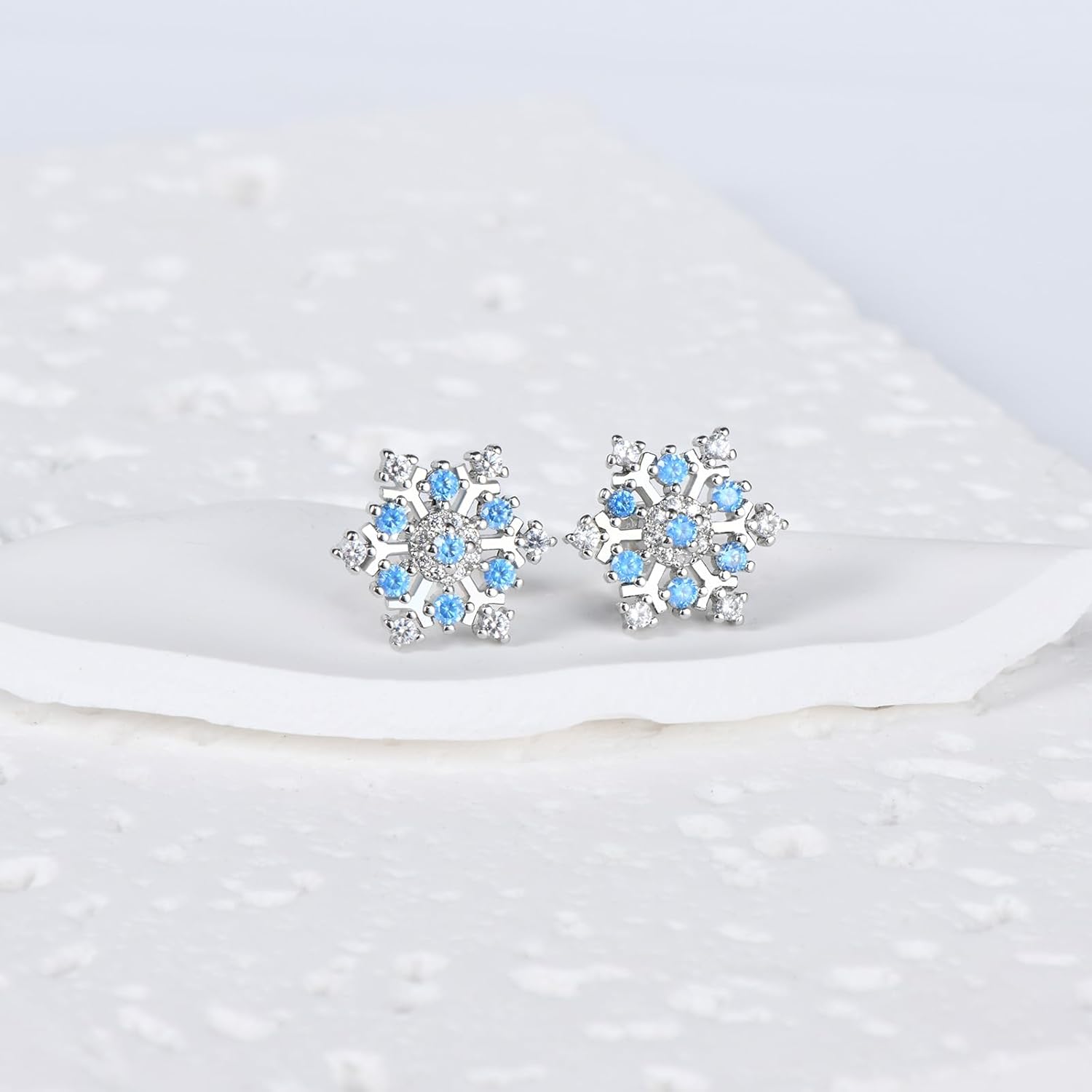 Hopply Winter Snowflake Christmas Earrings Stud for Women's, 925 Sterling Silver Snowflake Stud Earrings with White Cubic Zirconia Christmas Gift Jewelry for Ladies - Image 5