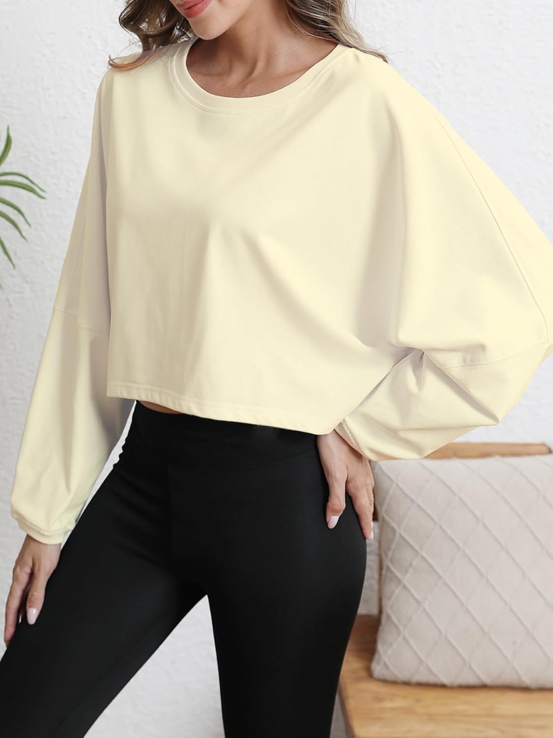 Womens Workout Tops Casual Sweatshirt Long Sleeve Cropped Plain t Shirts Crewneck Ladies Going Out Fall Clothes Crop Loose Fit Fashion Clothing for Women Trendy Apricot L - Image 2