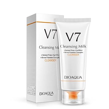 منظف حليب منظف للوجه BIOAQUA V7 ترطيب عميق ترطيب ناعم سبعة فيتامينات تأثير 100 جم / 3.53 أوقية