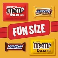 Vista 6 de M&M'S Bolsitas de caramelo de chocolate y SNICKERS tamaño divertido, surtido de maní y maní con mantequilla de maní, 22.66 oz Bolsa a granel