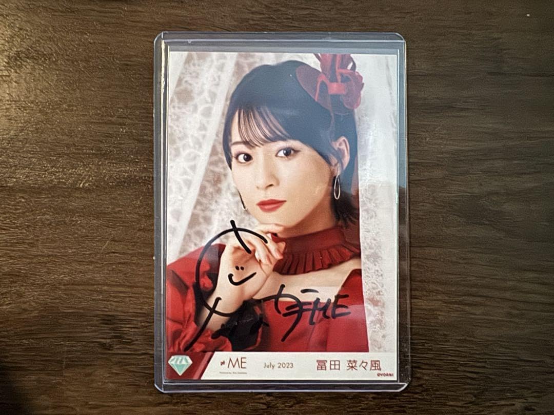 Amazon.co.jp: ≠ME 冨田菜々風 4周年衣装② ピオニーズ ヨリ 直筆 生 