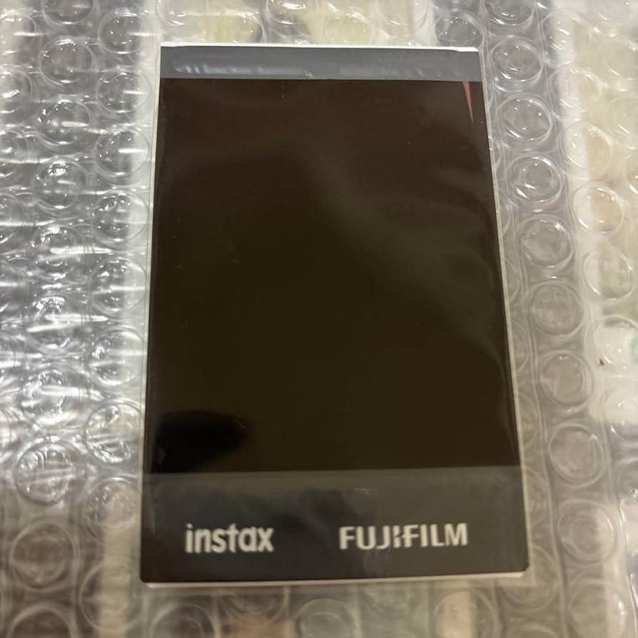 Amazon.co.jp: 乙白さやか 直筆サイン入りチェキ : おもちゃ