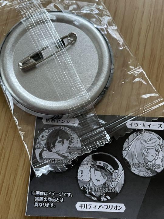 Amazon | ヴィジュアルプリズン ガチャガチャカプセル缶バッジ ハイド