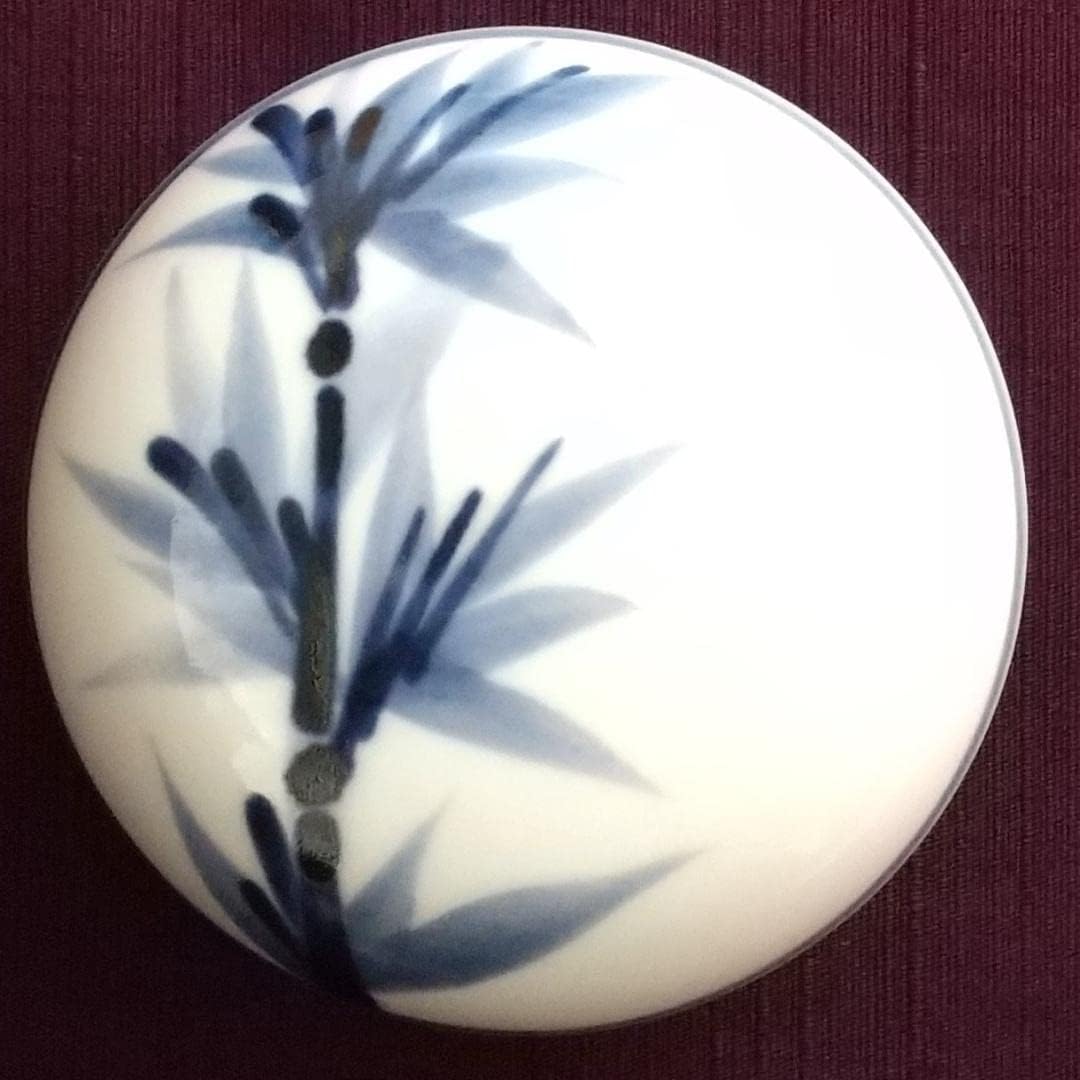 近藤 濶 作　呉須香合　茶道具・香道具 近藤 濶 作 呉須香合 茶道具 香道具近藤 濶 作 呉須香合 茶道具・香