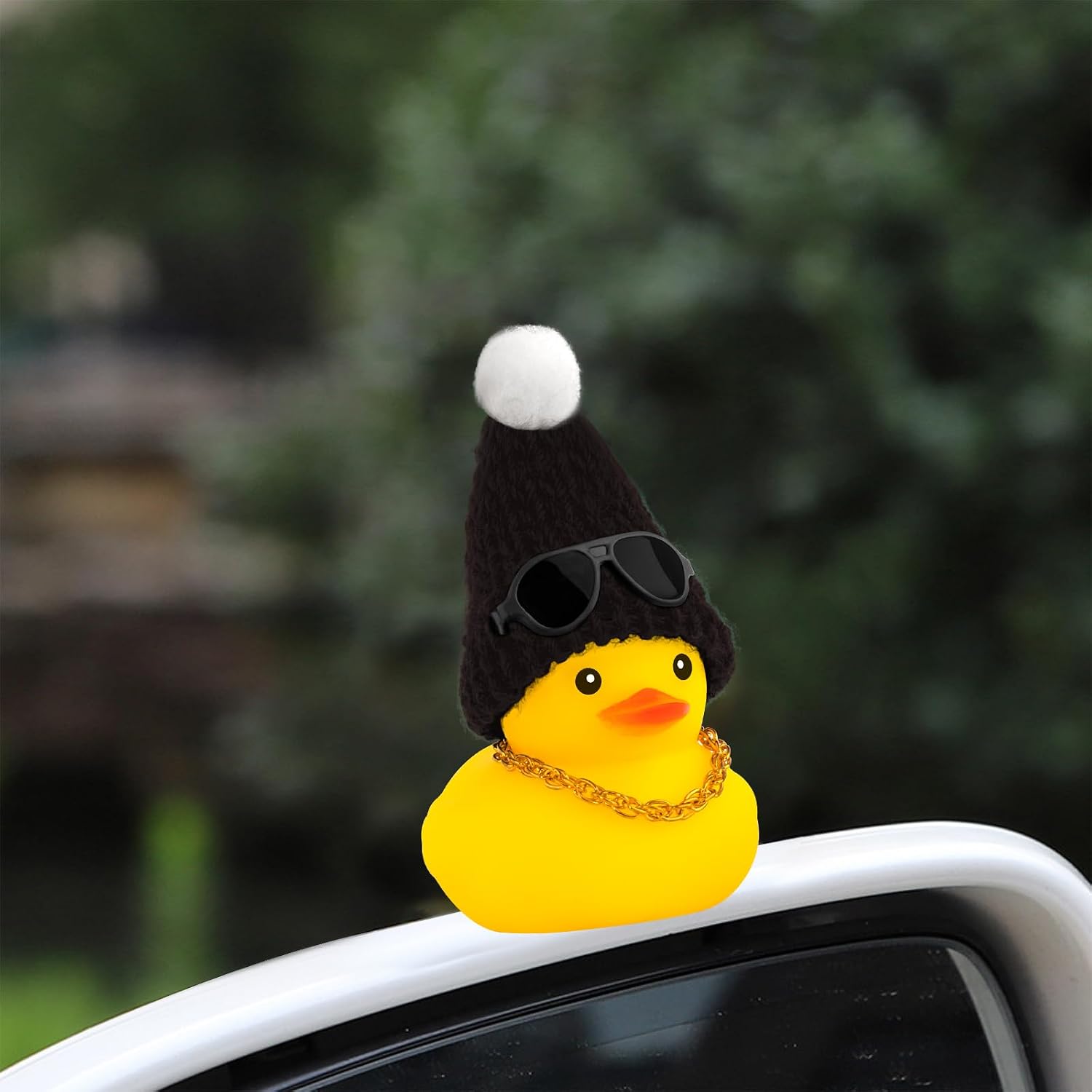 wounuu Rubber Duck Car Ornament with Knit Hat - Black