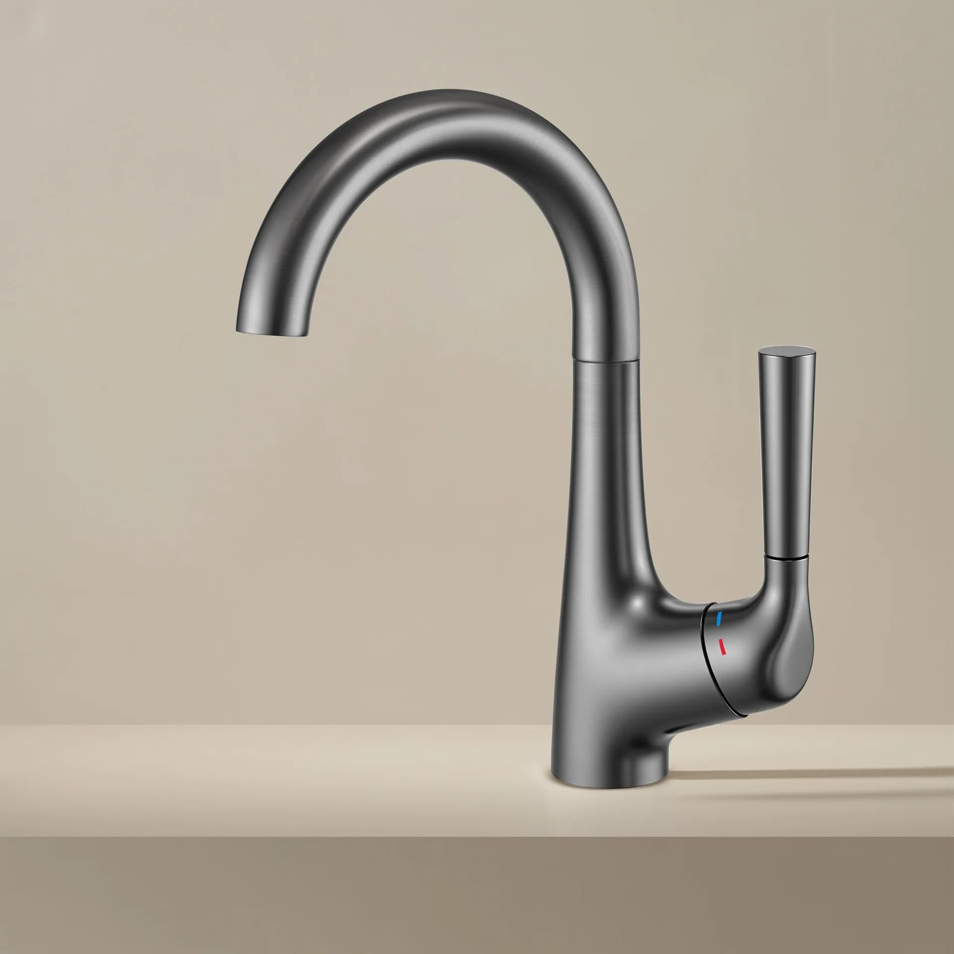 Grifo mezclador de latón con caño giratorio para regular agua fría y caliente