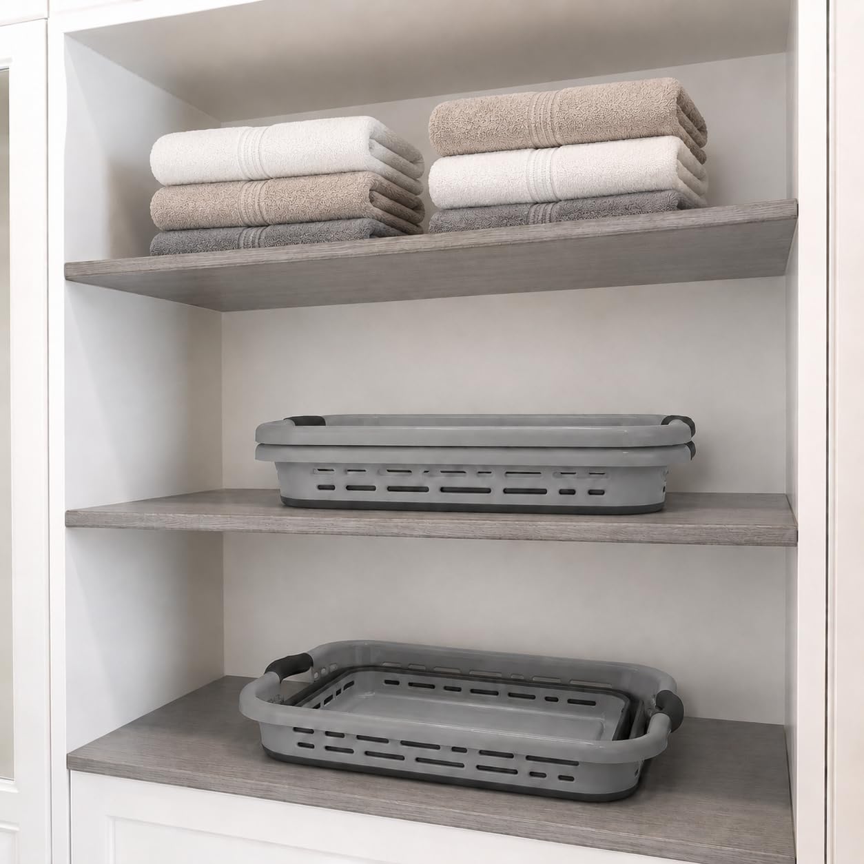 BROOKSTONE - Grande cesto portabiancheria pieghevole da 61 cm, comode impugnature antiscivolo, design minimalista, salvaspazio, portatile, senza bisfenolo A, circa 42 l