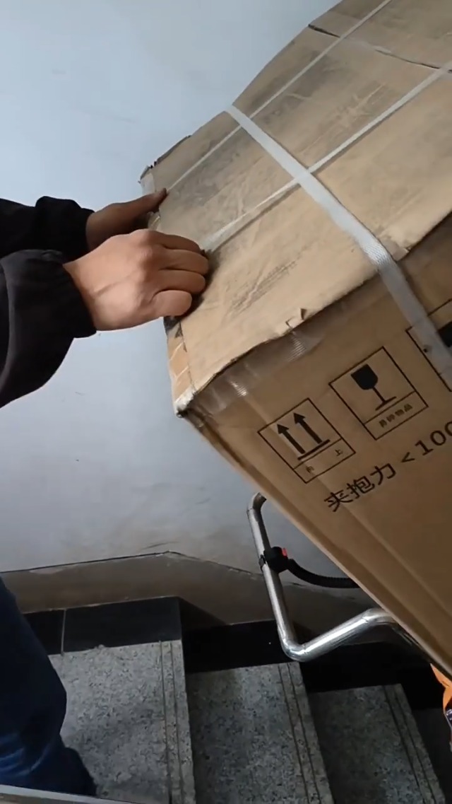 Carretilla eléctrica plegable para escaleras 900 lbs miniatura 7