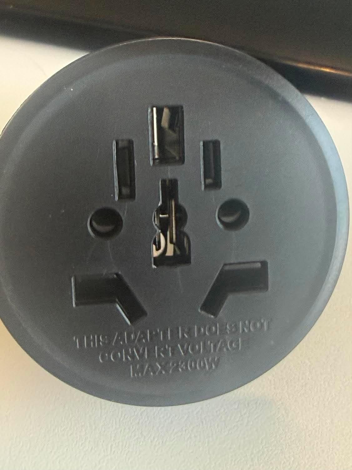 RiteAV Uniwersalny adapter do wtyczki podróżnej, prąd zmienny AU UK US UE, ładowarka ścienna, biała, do domu i podróży