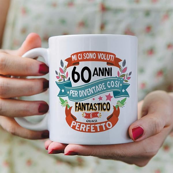 MUGFFINS Tazza Compleanno 60 Anni - Idee Regali Originali et Divertenti per Uomo e Donna - per lui/per lei. Ceramica 350 mL - 5