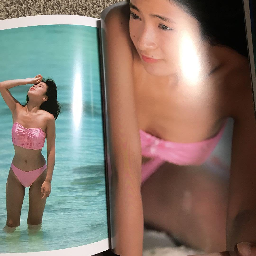 Amazon.co.jp: 昭和アイドル北岡夢子写真集 昭和レア : おもちゃ