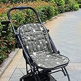 Es ist geeignet für Kinderwagen, Buggy, Kindersitz und Babyschale. Sie können es das ganze Jahr über für Ihr Baby benutzen, damit Ihr Kind in Outdoor immer komfortabel im Kinderwagen fühlen, wobei es auch das Schmerzen durch falsche Haltung im Kinderwagen verhindert werden kann.