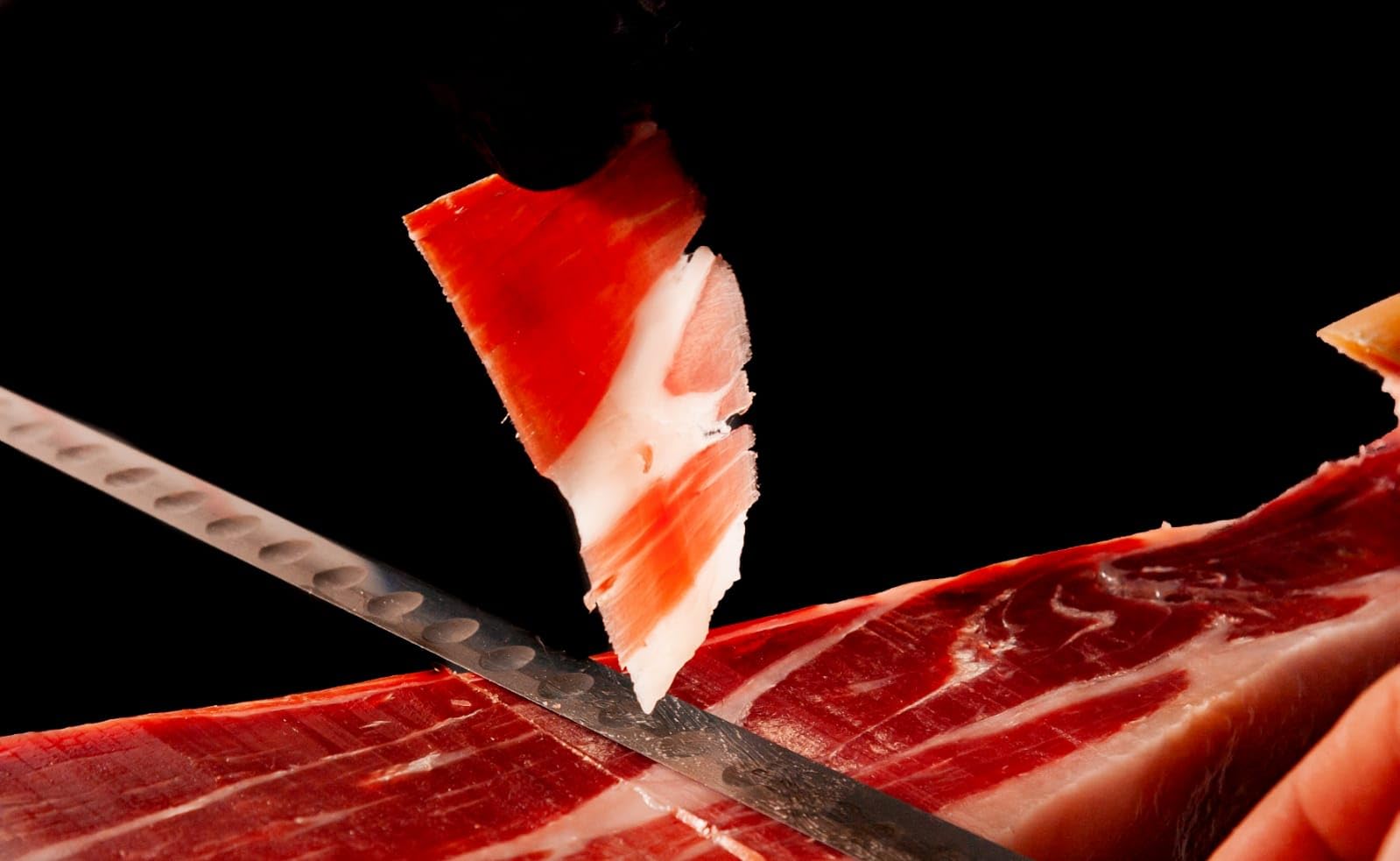 JAMÓN IBÉRICO DE BELLOTA 50% RAZA IBÉRICA -10 PLATOS DE 100 GR A CUCHILLO+ REGALO CHORIZO O SALCHICHÓN IBÉRICO DE BELLOTA-LONCHEADO- MARCA GUIJU-FABRICA DE SALAMANCA-REGALO NAVIDAD.