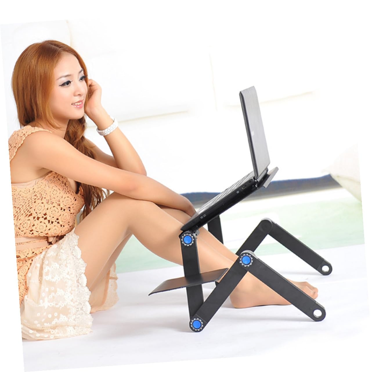 Lurrose Soporte Portátil para Portátil Negro con Ventilación, Plegable y Ajustable, con Tablero para Ratón, Mesa Ergonómica para Laptop y Tabletas, Uso Doméstico y Oficina