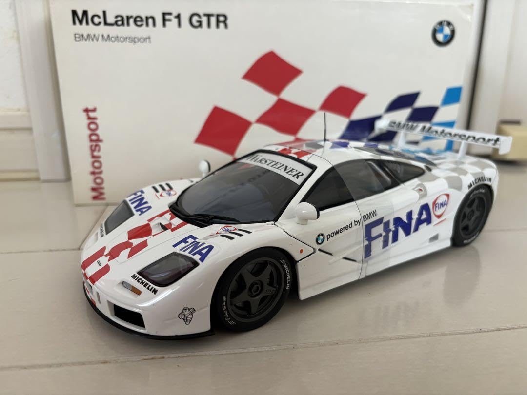 ●未開封●1/18●UT models●マクラーレンF1 ロードカー●ミニカー ○未開封○1/18○UT models○マクラーレンF1 ロードカー○ミニカー