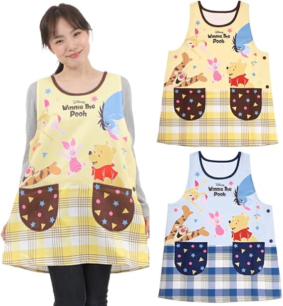 Amazon Co Jp エプロン キャラクター 保育士 くまのプーさん プリント イエロー Ml サラサラ生地 しわになりにくい素材 ホーム キッチン